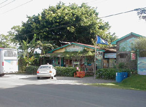 The gallery and restaurant are right beside the highway around the lake.